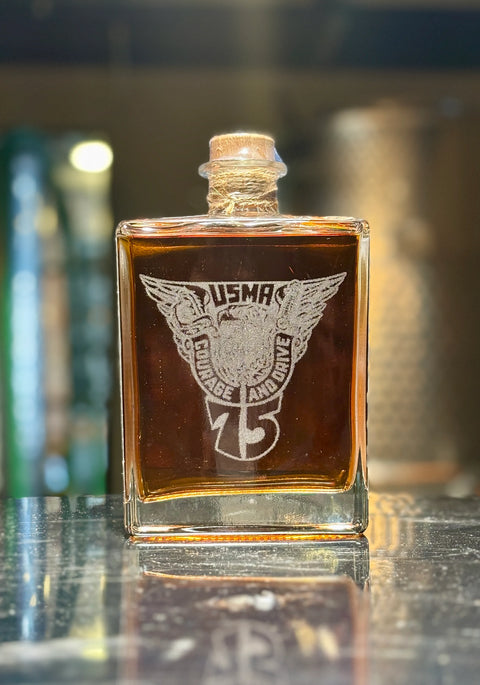 USMA Class of 1975 Class Crest Version Decanters Plus Glencairn Engraved Glasses