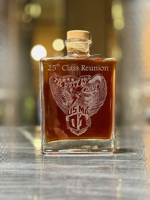 USMA Class of 2001 Class Crest Version Decanters Plus Glencairn Engraved Glasses