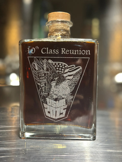 USMA Class of 2015 Class Crest Version Decanters Plus Glencairn Engraved Glasses