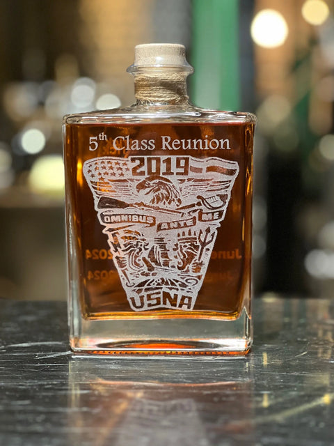 USMA Class of 2019 Class Crest Version Decanters