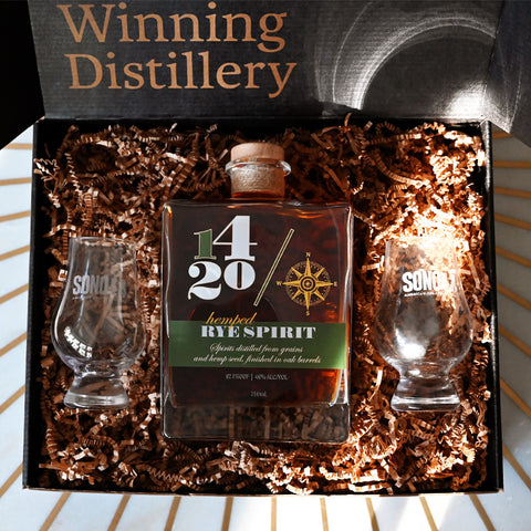 1420 Luxury Bourbon Box - 1420 Rye Spirit + 2 Glencairn glasses